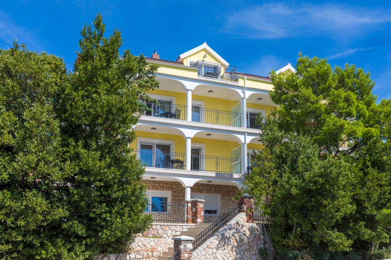 Palace Paulina Residence Novi Vinodolski Bagian luar foto