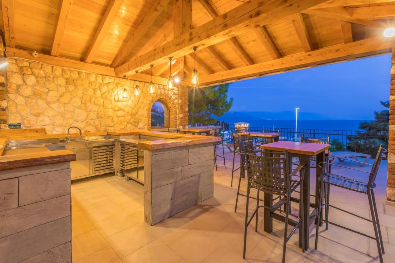 Palace Paulina Residence Novi Vinodolski Bagian luar foto